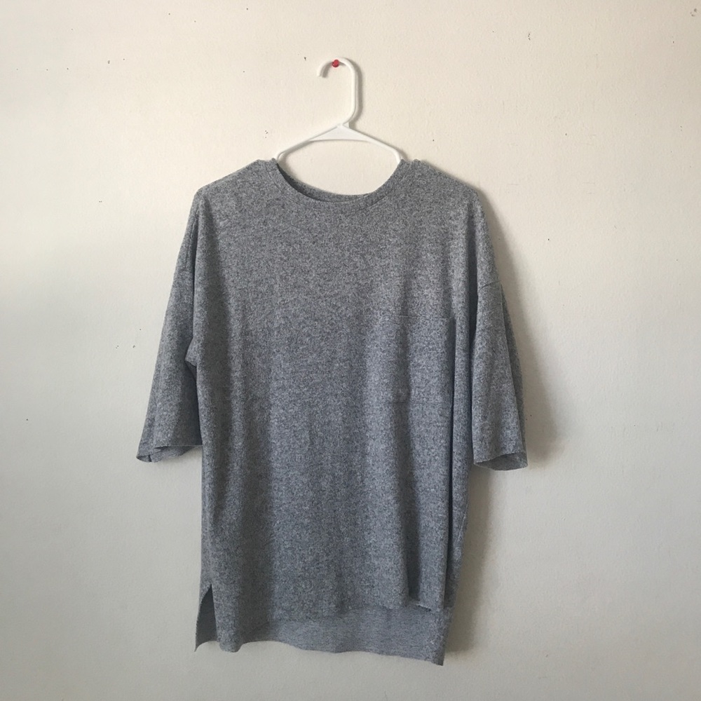 Zara gray marbled top